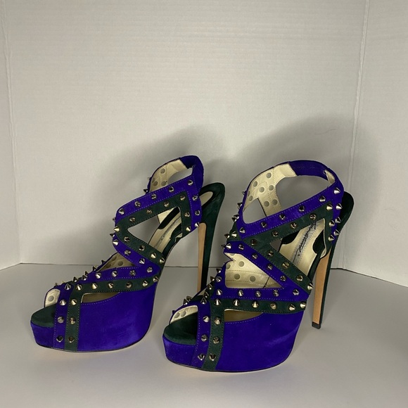 Brian Atwood Suede Purple and Green Heels. Size 39. Worn for a few shoots. - Picture 4 of 9